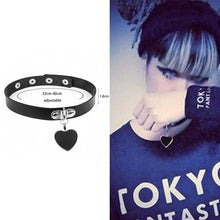 Load image into Gallery viewer, Sexy Trendy Vintage Charm Round Gothic Collar Necklaces Jewelry Gift Gothic Leather Heart Harajuku Women Punk Choker Necklace