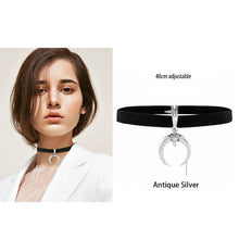 Load image into Gallery viewer, Sexy Trendy Vintage Charm Round Gothic Collar Necklaces Jewelry Gift Gothic Leather Heart Harajuku Women Punk Choker Necklace
