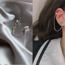 Load image into Gallery viewer, New Fashion Punk Butterfly Clip Earring for Teens Women Men Ear Cuffs Zinc Alloy Cool Jewelry Vintage Retro Chain Earings Metal