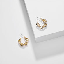 Load image into Gallery viewer, Punk Rock Gold Color Clip Earrings No Piercing Trendy Link Chain Earcuffs Statement Cartilage Earrings for Women Party Jewelry