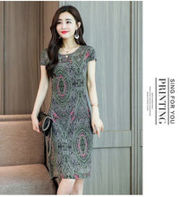 Load image into Gallery viewer, Xl-5xl 2019 Women Print Dresses Long Casual O-neck Cotton Dress Short Sleeves Mid-calf Plus Size Loose Vestidos Clothes